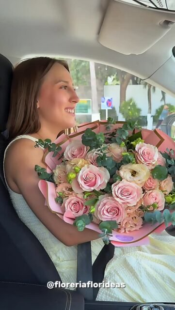 POV: te mandaron flores sin que fuera tu cumple, aniversario ni nada… 🥹💐

Solo porque sí…😮‍💨
Solo porque alguien estaba pensando en ti. 🫶🏻

Para más información ¡Contáctanos!👇🏼
📲 WhatsApp: 998 167 8206  https://wa.link/s1glww 
📞 (998) 287 3704
🌐 www.florescancun.com.mx

#florescancun #floresencancun #floreriacancun #florideas